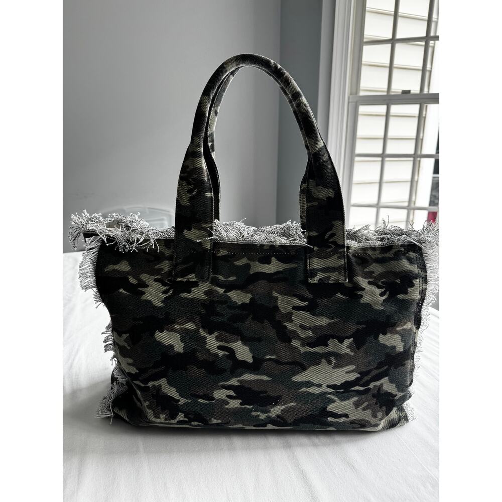 Rolling Stones Camo Canvas Tote Bag Sequin Tongue Fringe Zip Top - Picture 2 of 8